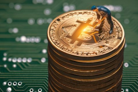 Bitcoin-miner-board-760x400