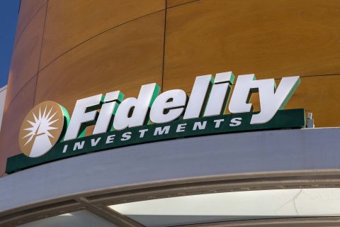 Spoločnosť zaoberajúca sa finančnými službami, ktorá je známa svojimi ponukami v oblasti maloobchodu, v pondelok oznámila svoje nové krypto- splátkové a maklérske riešenia pre inštitúcie. Nové služby budú ponúkané prostredníctvom subjektu Fidelity Digital Assets.