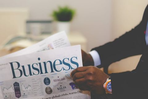 business-newspaper-suit-man