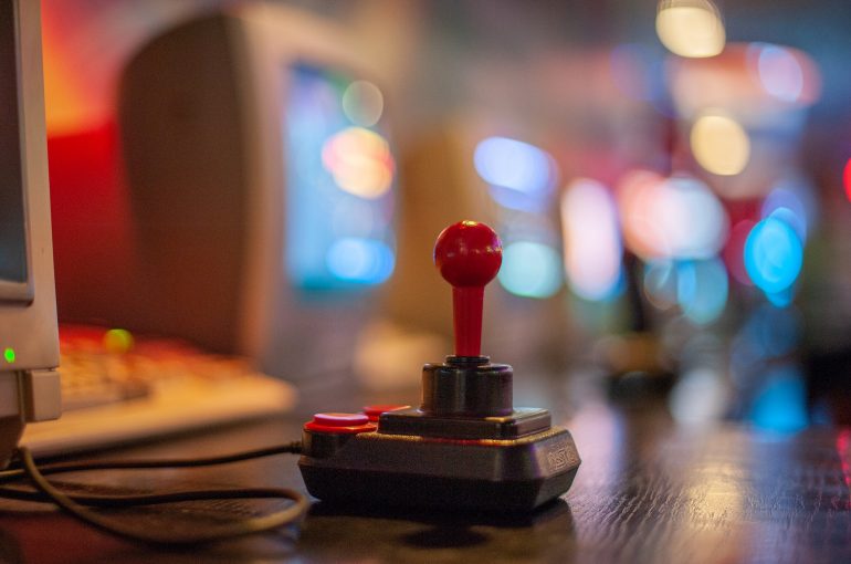 joystick-4321216_1920